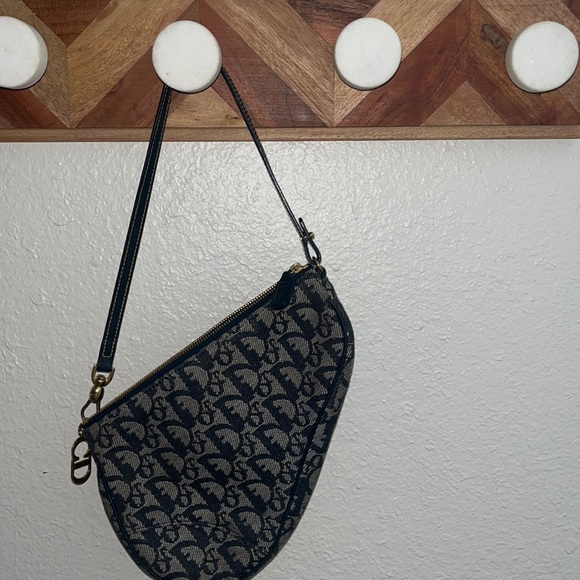 Dior mini saddle bag - Picture 1 of 3